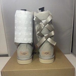 Women's UGG Bailey Bow II Boot in Grey, Size 8